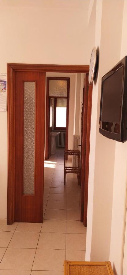 Appartamento Marcella A Due Passi Dal Mare Marcelli Exterior photo