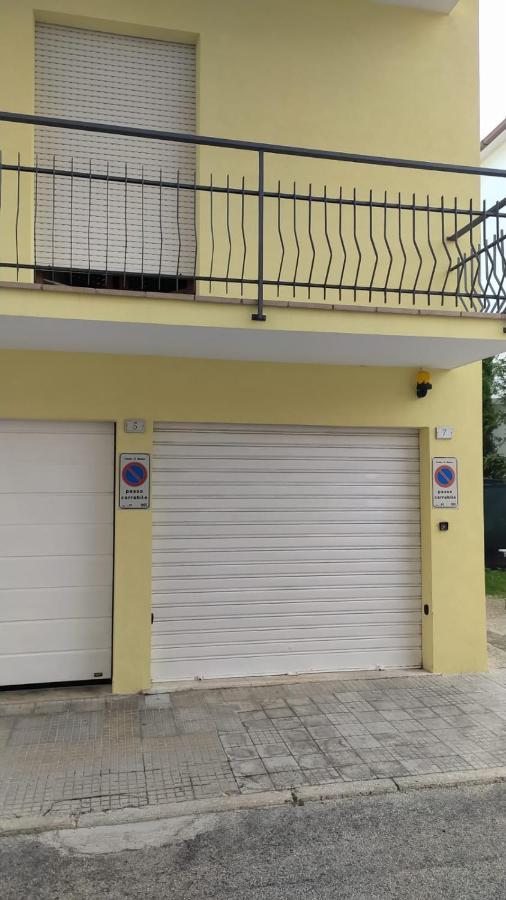 Appartamento Marcella A Due Passi Dal Mare Marcelli Exterior photo